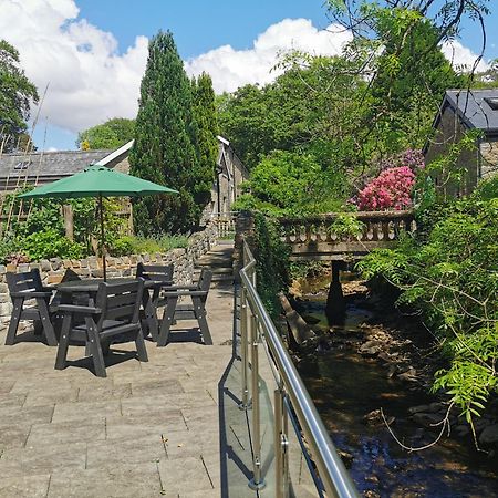 Swansea Valley Holiday Cottages Cilybebyll エクステリア 写真