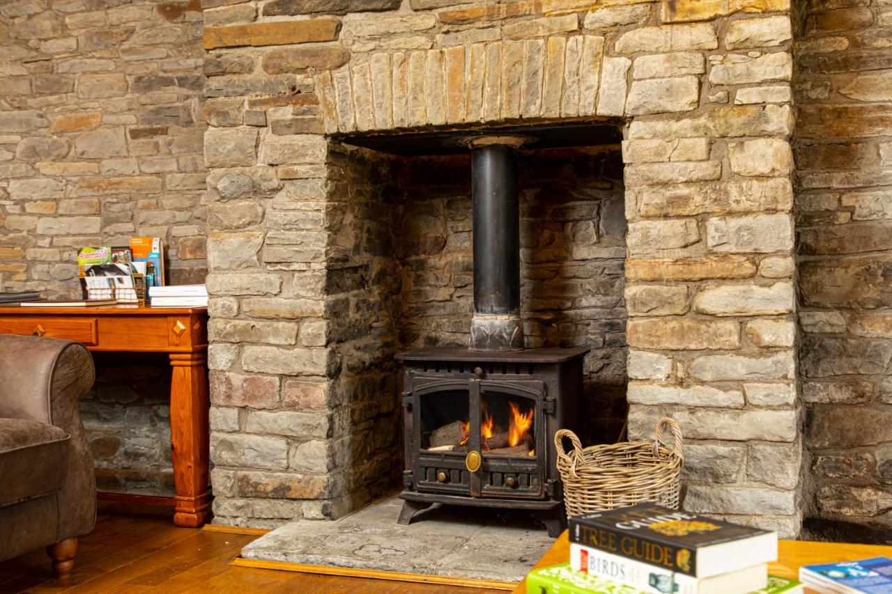 Swansea Valley Holiday Cottages Cilybebyll エクステリア 写真