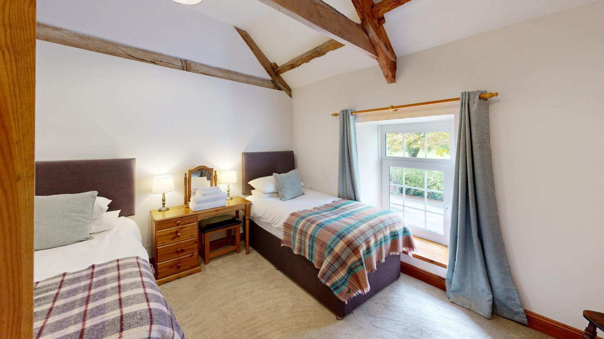 Swansea Valley Holiday Cottages Cilybebyll エクステリア 写真
