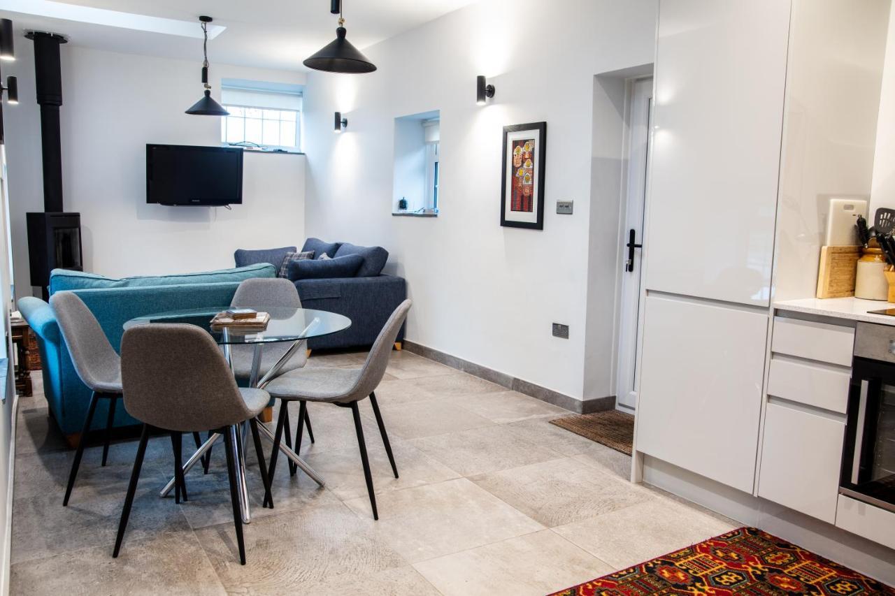 Swansea Valley Holiday Cottages Cilybebyll エクステリア 写真